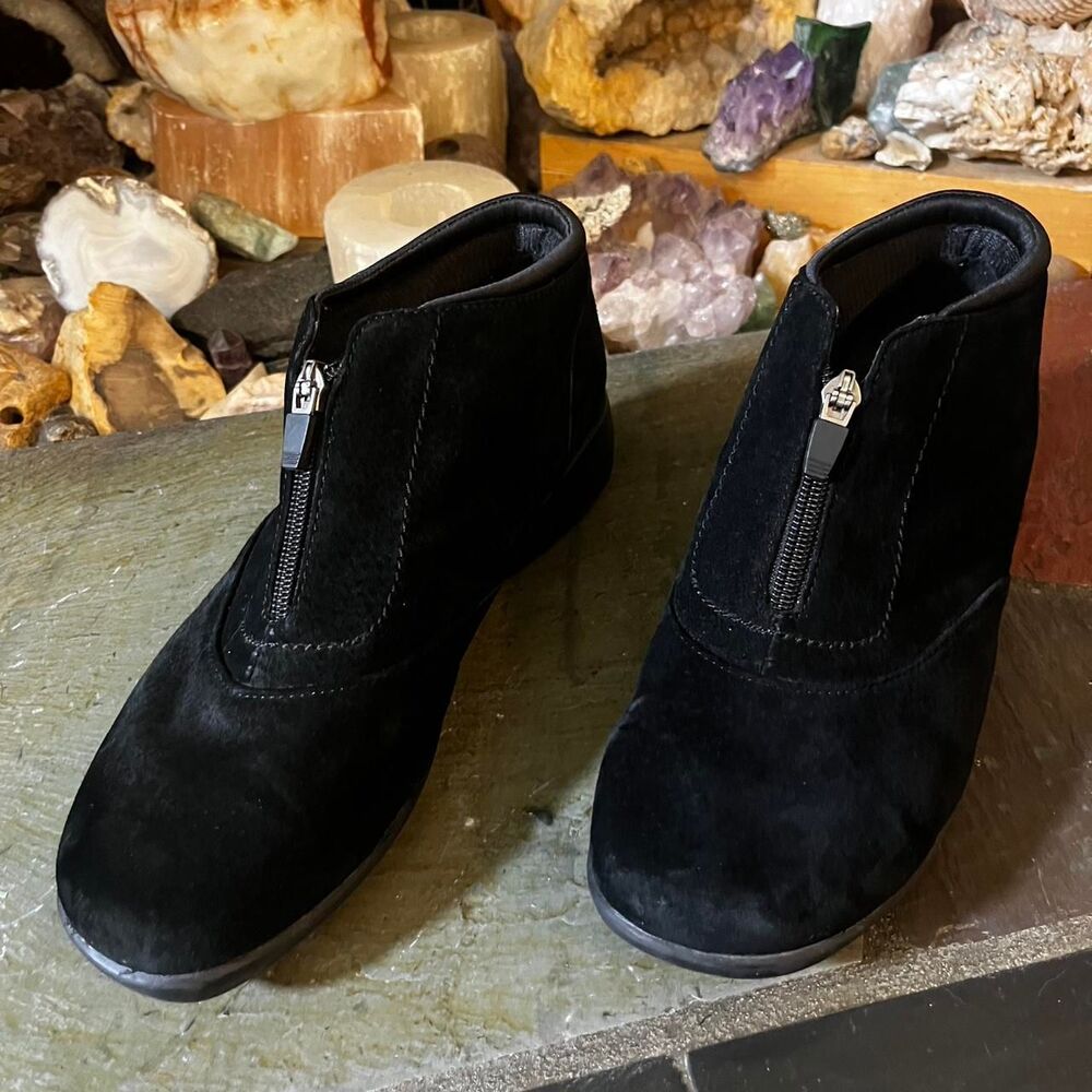 Faded-glory Women's Black Boots